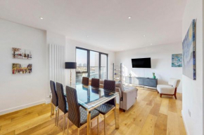 2BR Apt Near Elephant and Castle London Retreat